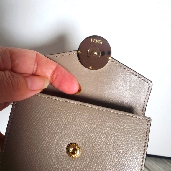 Fendi Small Wallet - Picture 2 of 12